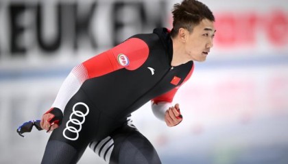 半岛·体育中国官方网-破场地纪录夺冠 高亭宇速滑世界杯500米封王